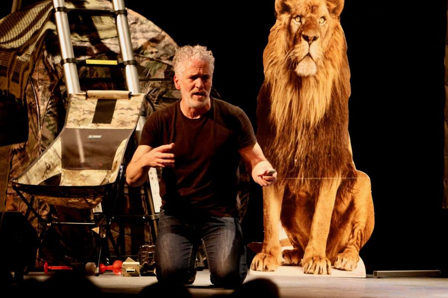 Wildlife filmmaker Gordon Buchanan to bring his Lions and Tigers and Bears tour back to Leamington